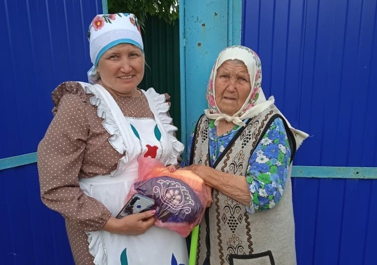 Жители Заинского района Татарстана собирают подарки к Сабантую. Фото РДК